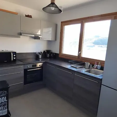 Apartment T3 Le - 2 Et Terrasse Avec Vue Imprenable Sur Les Montagnes !