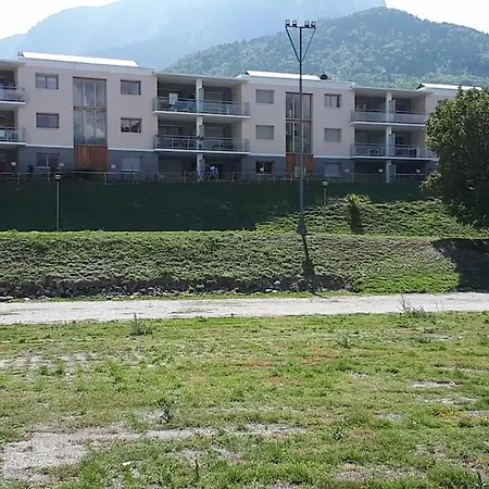 Apartment T3 Le - 2 Et Terrasse Avec Vue Imprenable Sur Les Montagnes !